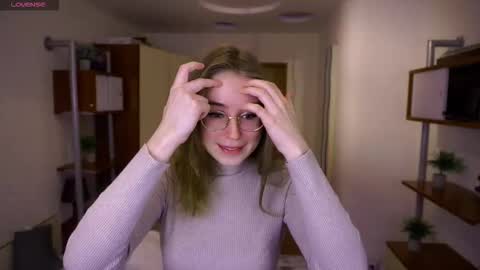 Kind sensual Emma fav pattern 2266 online show from February 20, 2026, 3:25 am