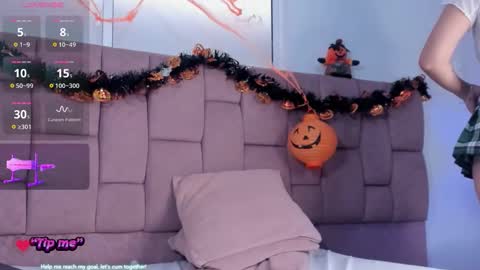 Snapshot of afroditadangelo chatting on October 8, 2025, 9:01 pm ANGEL online show from October 8, 2025, 9:01 pm