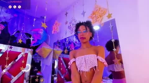 Snapshot of afroditagreenn chatting on November 26, 2025, 6:53 pm Afrodita online show from November 26, 2025, 6:53 pm