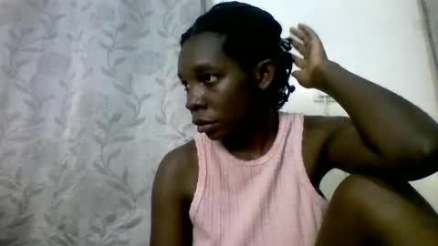 pink  and josphen online show from February 10, 2025, 7:07 pm