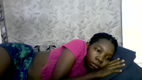 pink  and josphen online show from February 17, 2025, 5:14 am