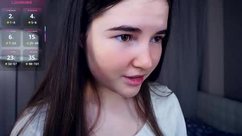 Snapshot of aftonbunkers chatting on November 17, 2025, 6:19 am Lana 1800 - 0330 UTC Mia 0700- 1630 UTC online show from November 17, 2025, 6:19 am