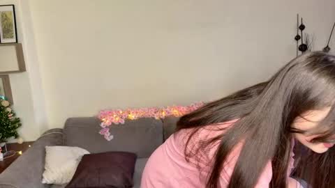 Lana  1800 - 0330 UTC   Mia 0700- 1630 UTC online show from March 27, 2026, 6:30 am