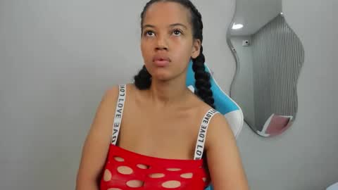 Snapshot of agata18_ chatting on October 25, 2025, 1:40 pm A G A T A online show from October 25, 2025, 1:40 pm