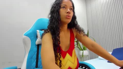 Snapshot of agata18_ chatting on November 19, 2025, 12:27 pm A G A T A online show from November 19, 2025, 12:27 pm