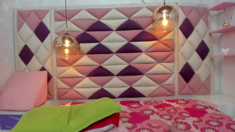 Snapshot of agata_01_ chatting on February 23, 2025, 6:01 pm Ana online show from February 23, 2025, 6:01 pm