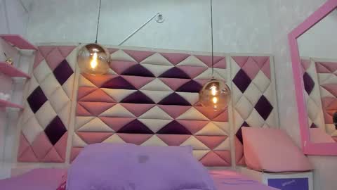 Snapshot of agata_01_ chatting on March 1, 2025, 12:01 pm Ana online show from March 1, 2025, 12:01 pm