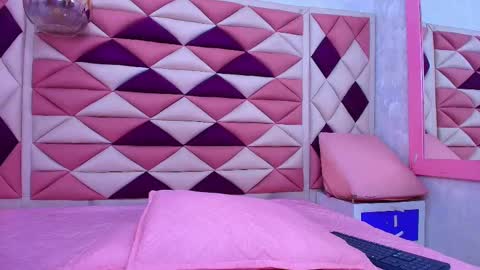 Snapshot of agata_01_ chatting on September 30, 2025, 11:59 am Ana online show from September 30, 2025, 11:59 am