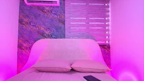 Snapshot of agata_01_ chatting on November 18, 2025, 12:31 pm Ana online show from November 18, 2025, 12:31 pm