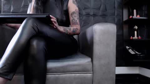 Snapshot of agata_darkness chatting on October 4, 2025, 6:28 pm Miss Agata online show from October 4, 2025, 6:28 pm