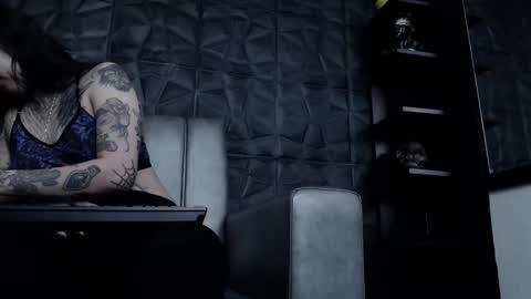 Snapshot of agata_darkness chatting on November 21, 2025, 7:56 pm Miss Agata online show from November 21, 2025, 7:56 pm