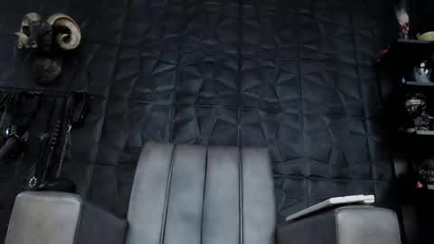 Snapshot of agata_darkness chatting on April 16, 2026, 9:39 pm Miss Agata online show from April 16, 2026, 9:39 pm