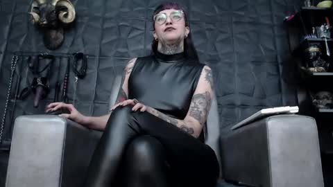 Snapshot of agata_darkness chatting on April 25, 2026, 12:02 am Miss Agata online show from April 25, 2026, 12:02 am