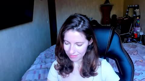 Snapshot of agata_in_wonderland chatting on October 3, 2025, 8:33 am agata_in_wonderland online show from October 3, 2025, 8:33 am