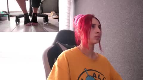 Agata Collinss online show from January 18, 2026, 12:53 pm