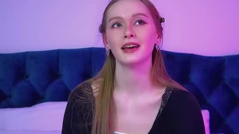 AgataFoxley online show from March 6, 2026, 6:21 am