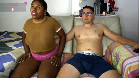 independent model online show from April 3, 2026, 5:49 am