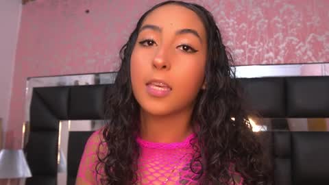 Snapshot of agatha_collinss chatting on January 22, 2025, 7:13 pm Val inst agatha clls online show from January 22, 2025, 7:13 pm