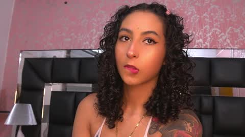 Snapshot of agatha_collinss chatting on January 27, 2025, 7:13 pm Val inst agatha clls online show from January 27, 2025, 7:13 pm