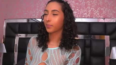 Snapshot of agatha_collinss chatting on February 25, 2025, 7:14 pm Val inst agatha clls online show from February 25, 2025, 7:14 pm