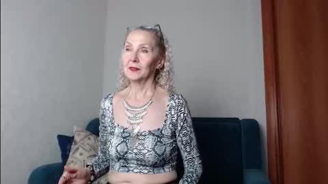 Agatha online show from October 22, 2025, 9:42 am