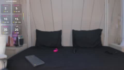 Agatha Steel online show from October 28, 2025, 7:27 pm