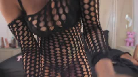 Agatha Steel online show from April 22, 2026, 7:37 pm