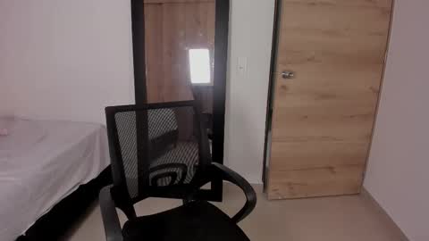 Agatha vixen  online show from December 16, 2025, 11:10 pm