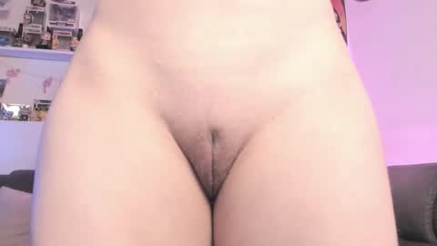 Snapshot of agathaa_ks_ chatting on December 18, 2025, 11:33 pm Camila 2 online show from December 18, 2025, 11:33 pm