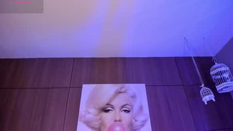    online show from November 23, 2025, 10:53 pm