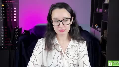 AgattaSmith online show from November 11, 2025, 6:02 am