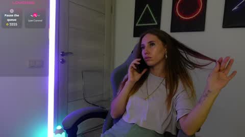 Snapshot of agelina_summer chatting on September 11, 2025, 1:33 pm Agelina Lilly Laura online show from September 11, 2025, 1:33 pm