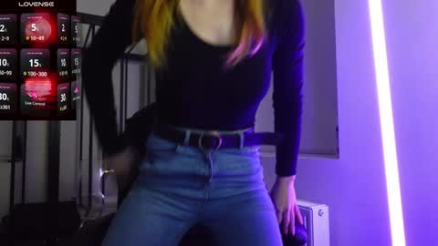 Snapshot of agelina_summer chatting on November 6, 2025, 5:47 pm Agelina Lilly Laura online show from November 6, 2025, 5:47 pm