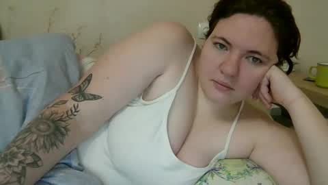 Snapshot of aglaya_fame chatting on January 6, 2025, 6:25 am Aglaya Fame online show from January 6, 2025, 6:25 am