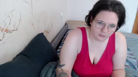 Snapshot of aglaya_fame chatting on February 4, 2025, 10:10 am Aglaya Fame online show from February 4, 2025, 10:10 am