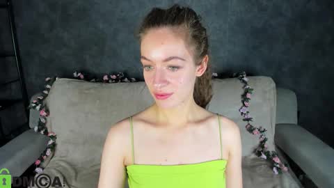 agnes wells online show from November 17, 2025, 9:26 am