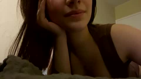 Agnes online show from November 2, 2025, 8:44 pm