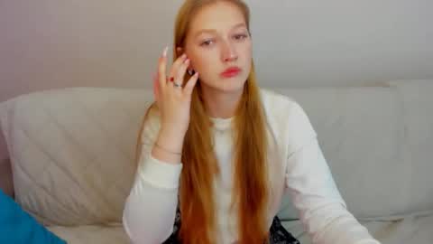 Snapshot of agnesarden chatting on November 8, 2025, 6:51 pm AgnesArden online show from November 8, 2025, 6:51 pm