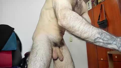 Snapshot of aguslover chatting on February 20, 2026, 9:48 pm Agustin online show from February 20, 2026, 9:48 pm