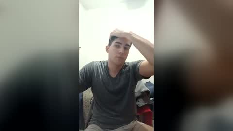 Snapshot of agustinnrod chatting on June 28, 2026, 6:47 pm agustinnrod online show from June 28, 2026, 6:47 pm