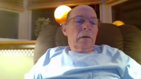 Snapshot of aguynrkfrd chatting on July 8, 2026, 9:03 am aguynrkfrd online show from July 8, 2026, 9:03 am