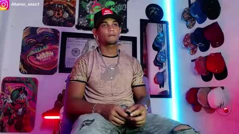 Aharon  Zamora online show from January 1, 2025, 6:47 am