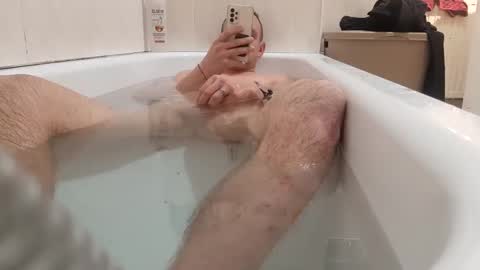 Ahim30 online show from December 11, 2024, 9:45 pm