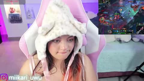 Snapshot of ahri_elderwood chatting on February 13, 2025, 10:12 am Ahri help me get to 100  online show from February 13, 2025, 10:12 am