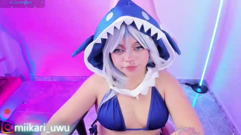 Snapshot of ahri_elderwood chatting on September 29, 2025, 3:33 am Ahri help me get to 100  online show from September 29, 2025, 3:33 am