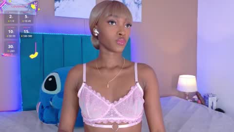 Snapshot of ahvi_ebony chatting on November 27, 2025, 11:56 am Ahvi Ebony online show from November 27, 2025, 11:56 am