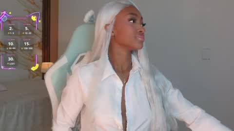 Ahvi Ebony online show from April 6, 2026, 1:34 pm