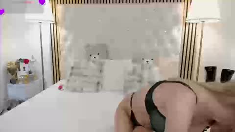 Sarah online show from March 13, 2026, 8:10 am