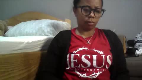 Snapshot of aicha_boobs chatting on May 5, 2026, 4:04 pm Aicha boobs online show from May 5, 2026, 4:04 pm