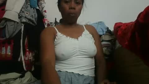 Snapshot of aicha_boobs chatting on July 8, 2026, 8:19 am Aicha boobs online show from July 8, 2026, 8:19 am